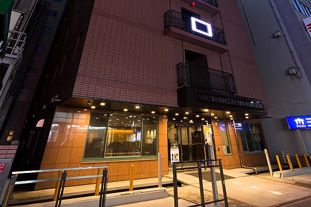 外観（夜）